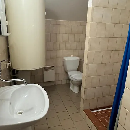 Hotel Formule 2*